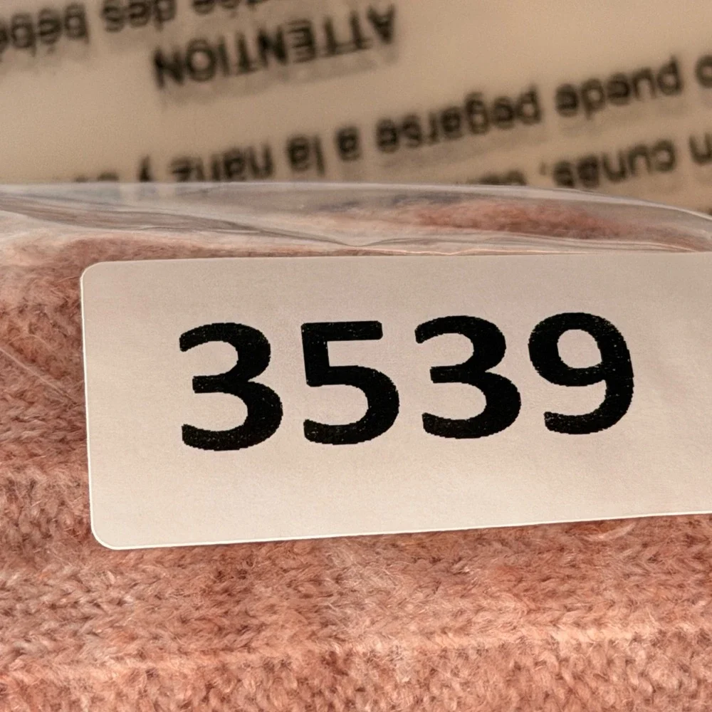 Abercrombie & Fitch Sweater Womens XL Pink Ribbed Knit Crew Neck Side Slit 3539